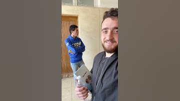 يبدع في نفس الآيه للمره الثانية مع صديقه { وَزَكَرِيّا إِذْ نَادَىَ رَبّهُ } القارئ أحمد جمال
