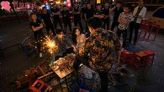 美女總裁遭遇仇敵下藥追殺，路邊隨手拉了個保全大叔獻身求救！本以為是普通人，豈料大叔一掌捏碎惡霸命根子嚇尿全場，連忙下跪磕頭求饒，美女總裁事後拉著大叔一夜七次解毒，隔天上門求娶！#开局女神狂追我 screenshot 2