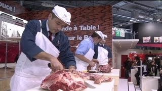 Lo scandalo della carne equina al salone dell'agricoltura di Parigi