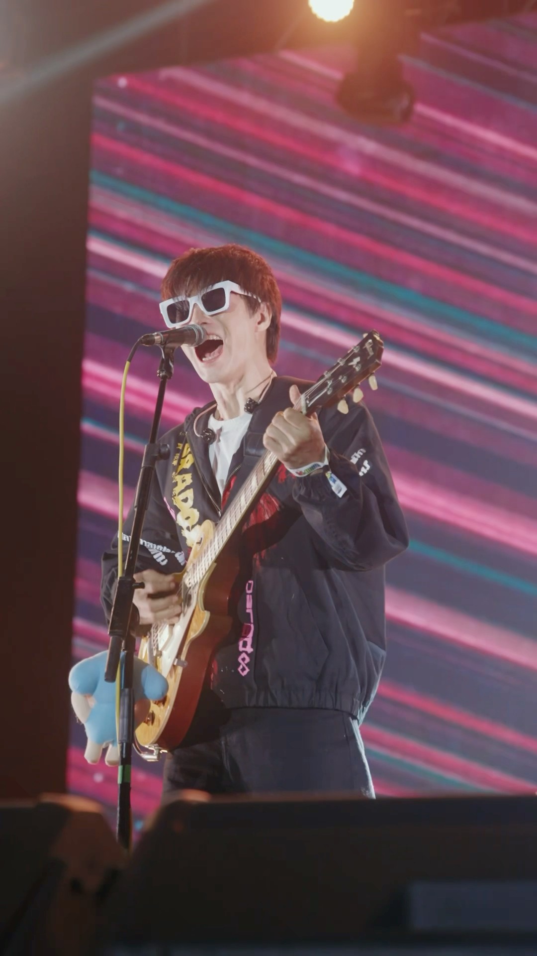 ผงาดง้ำค้ำโลก - PARADOX โชว์สดจาก #BMMF14