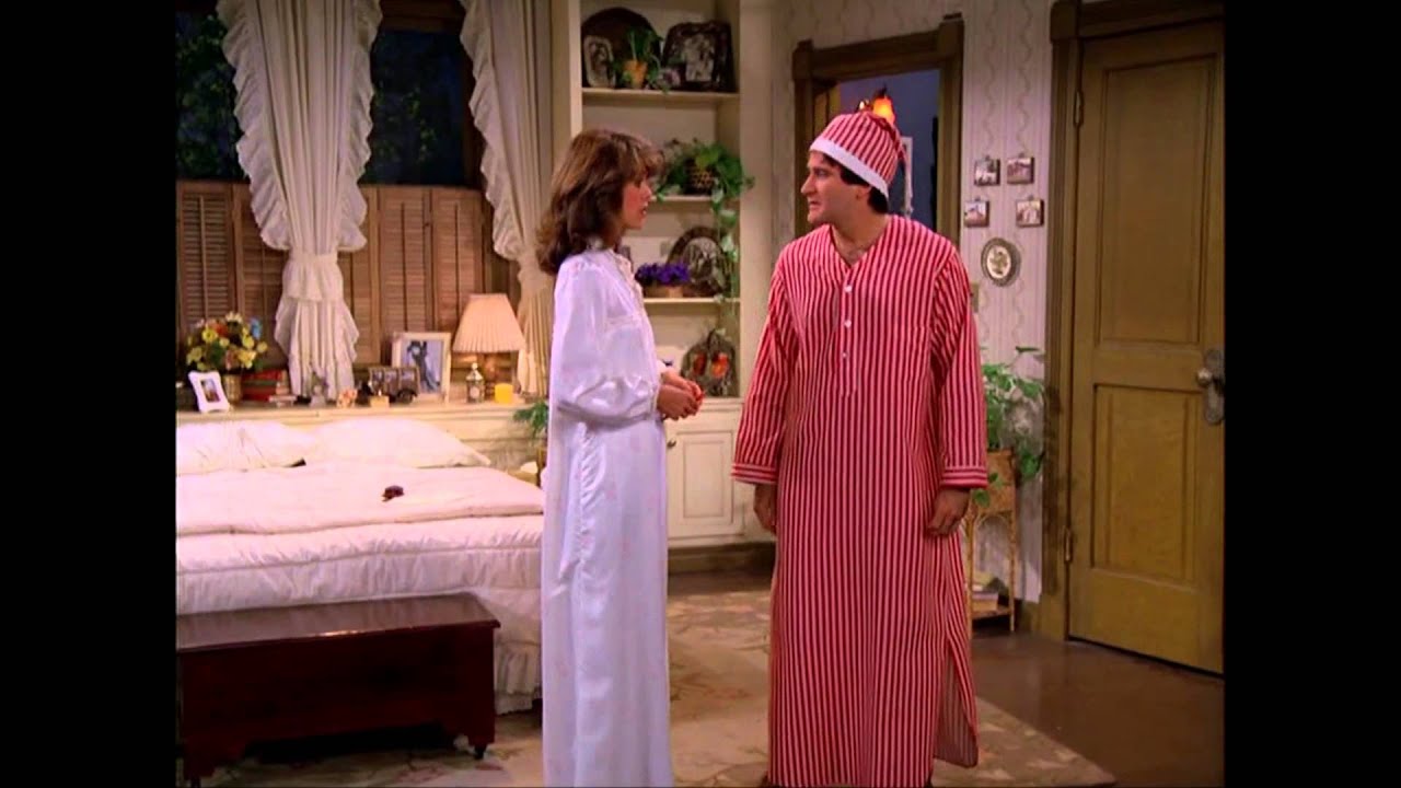 Mork & Mindy: The Complete Series - Mork Wants A Job - Out Now On DVD - YouTube