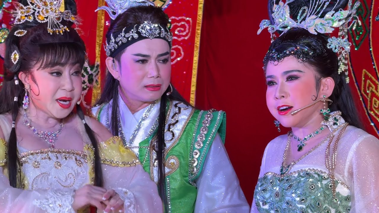 Toàn Ngôi Sau Sân Khấu Lên Biểu Diễn Hay Quá - Tấn Đủ Mời Cả Nhà Cùng Xem Nha 