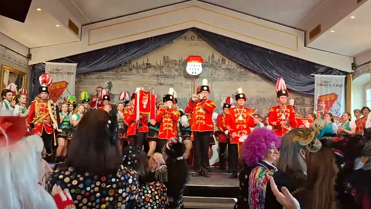 SZ Kölns RoThe | DER TREUE HUSAR - mit Locken