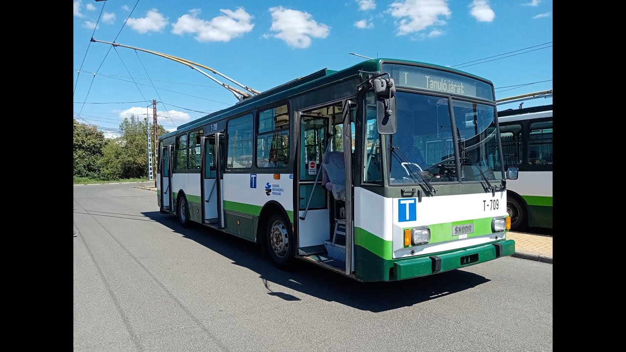Skoda 14Tr  trolibuszvezetés.