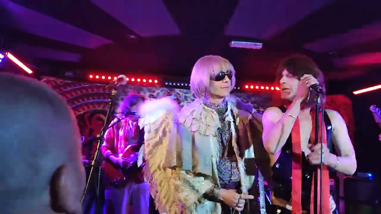 Rollin Stoned live at Musicians Bar Leicester Tumblin Dice / Route66 / Shes a Rainbow