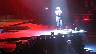 Alicia Keys...New Day/Girl on Fire live @ Nottingham Capital Fm Arena.28/05/13.
