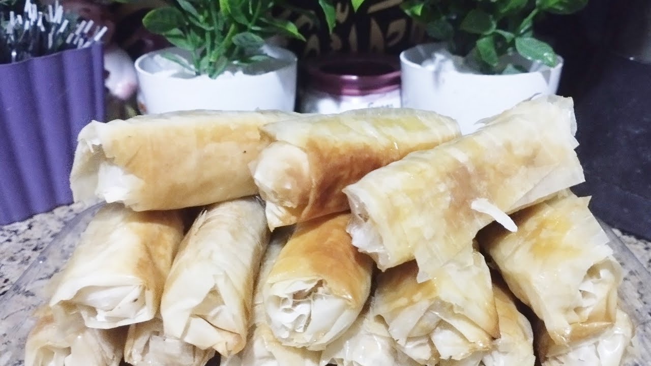  لفة جلاش لقتيها مكسرة تعالى نعملها بشوية كنافة صوابع جميلة جدا 