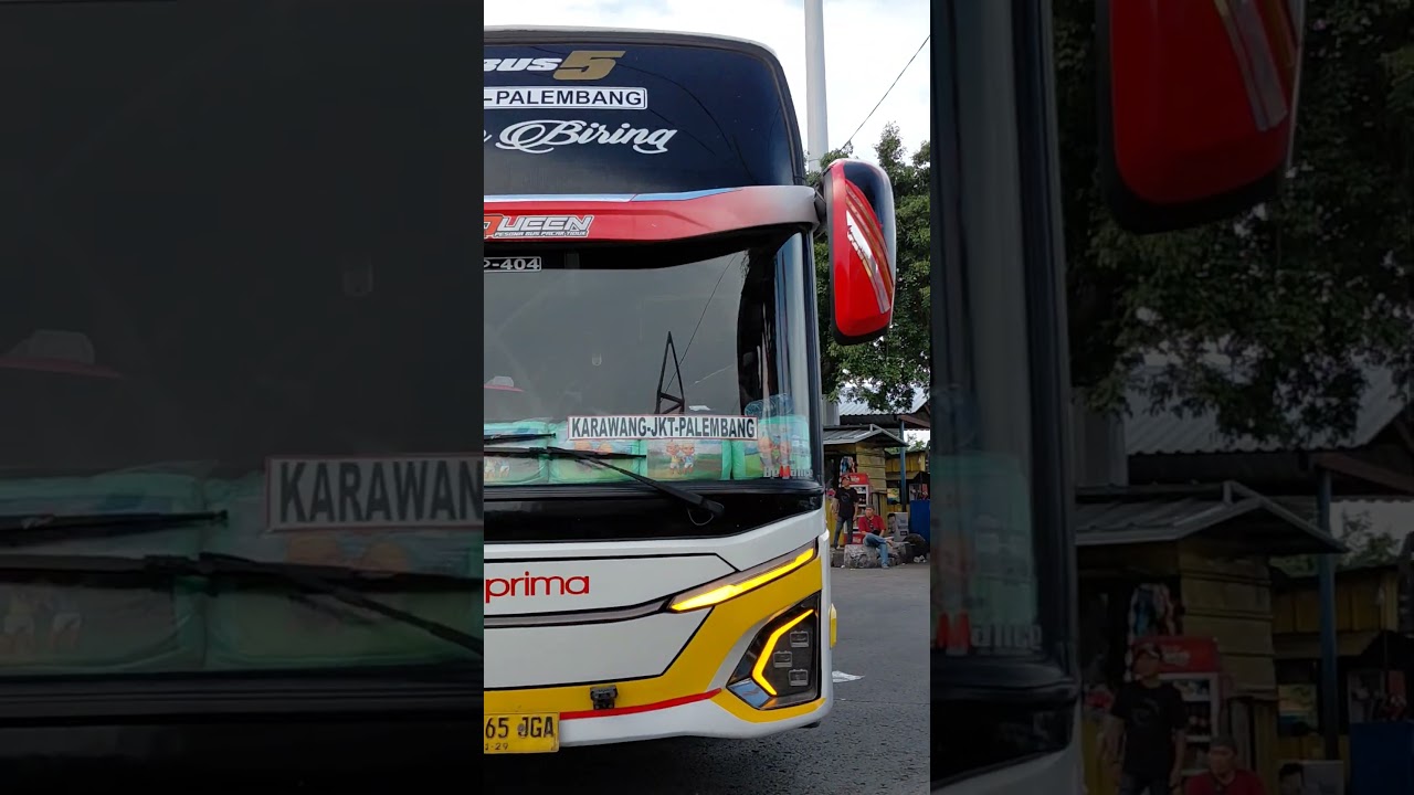 adhi prima sleeper bus