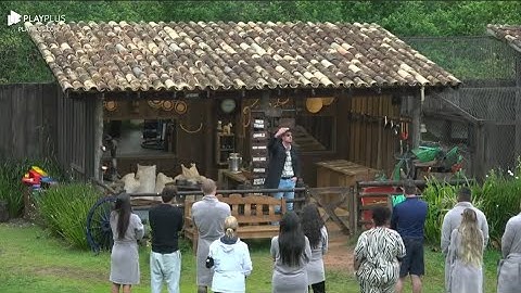 A FAZENDA: Sacha briga com Gizelly durante a delegação de tarefas