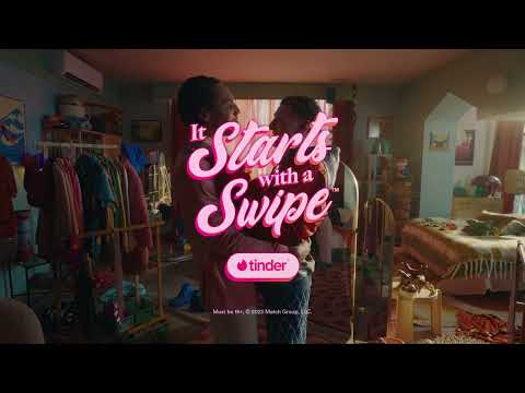 Видео: A Second Wardrobe | It Starts with a Swipe™