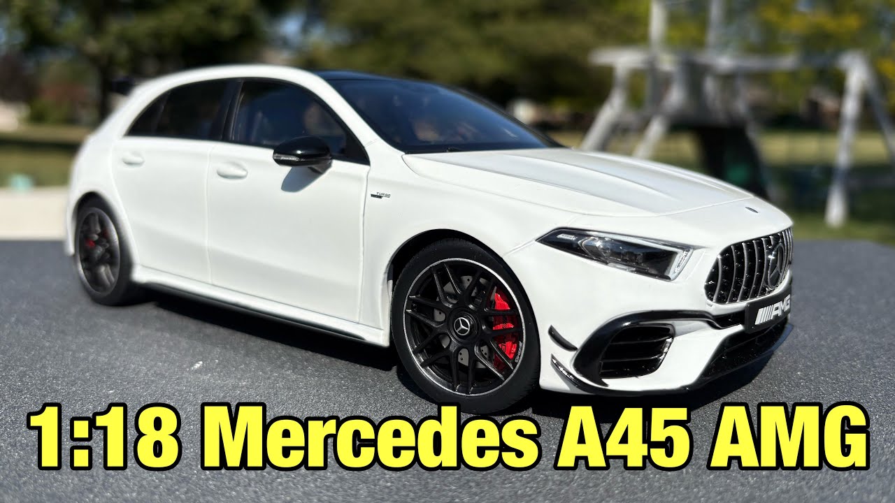 AMG A45 １\18ミニカー photo3L.jpg