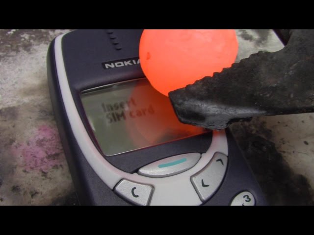 Video-Red hot steel ball couldn't even scratch a Nokia 3310