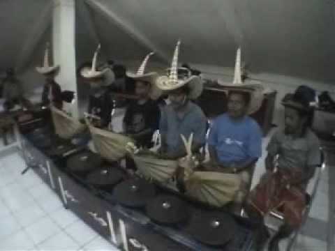 ロテ島のササンドゥ音楽と伝統舞踊・4・Musik Sasandu \u0026 Tarian Rote・4