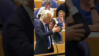 GENIAAL: Wilders (PVV): Hebben we ook in VAR in de Tweede Kamer?