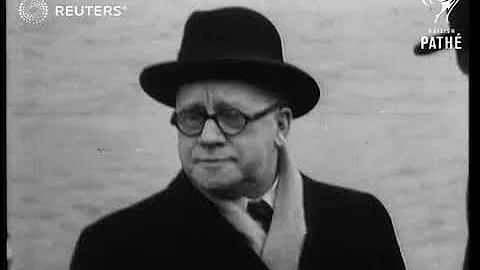 Herbert Morrison and Alfred Barnes sightseeing in ...