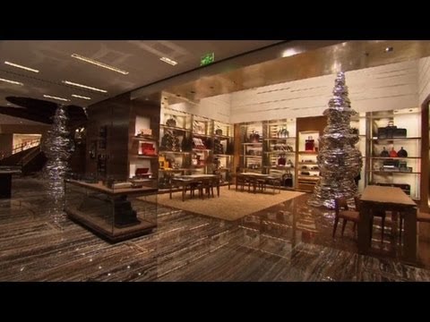 Louis Vuitton inaugurates its largest Maison in Shanghai - YouTube