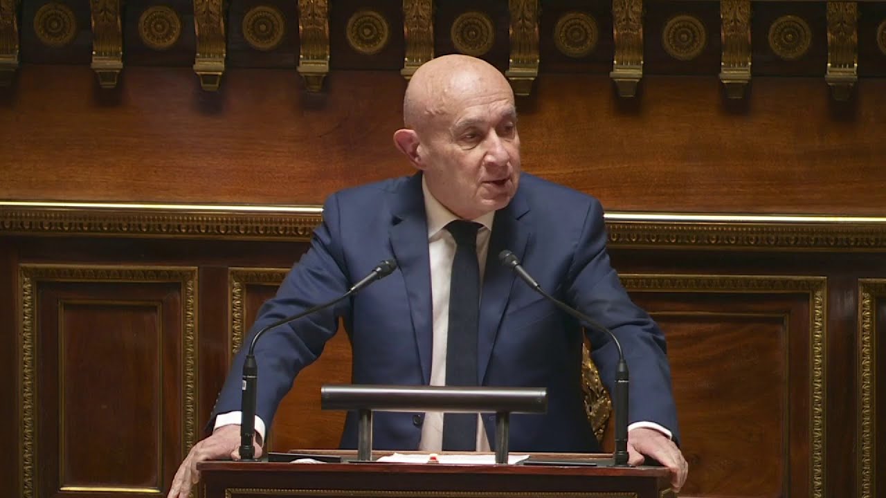 « J’ai eu une sorte de cauchemar éveillé » : la réponse de Claude Malhuret aux oppositions