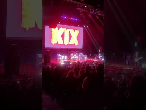 kix tour 2023