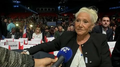 Où habite Marie-caroline Le Pen ?