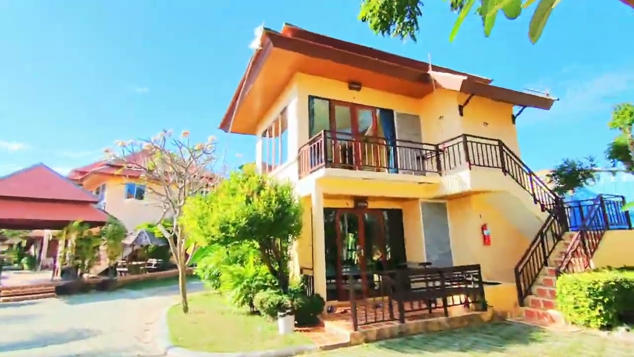 ปราณบุรีน้อยรีสอร์ท เริ่มต้น 600 ติดหาดปราณบุรี [มีถนนกั้น] มีสระน้ำ