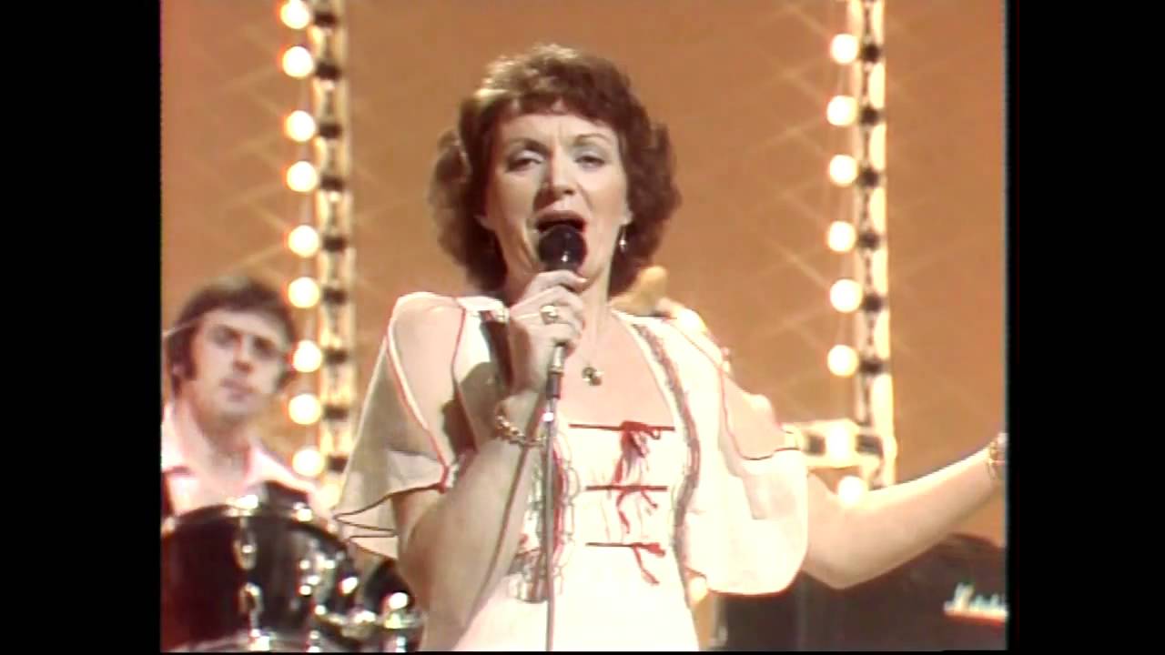 Philomena Begley Daydreams About Night Things In The Middle Of The Philomena Begley Daydreams About Night Things In The Middle Of The
