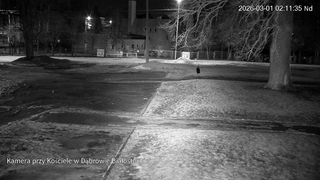 Parking przy Kościele pw. św. Stanisława Biskupa i Męczennika w Dąbrowie Białostockiej.
