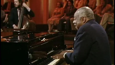 Oscar Peterson & Count Basie - Jumpin' At The Woodside