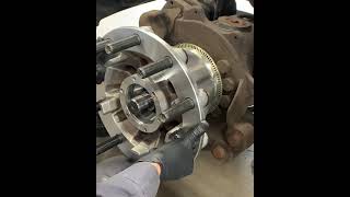 Brake vibration chattering noise. Steering wheel shaking. Worn out hub. Pulsating brakes, brake pull
