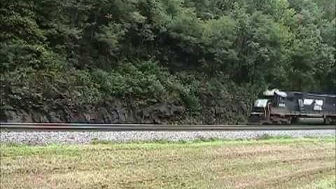 Horseshoe Curve SD40-2E Helpers