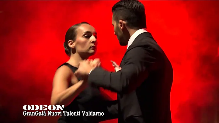 Domenico Troiano y Lucia Baracchi - Es El Rey - Co...