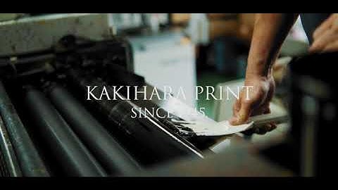 Cleaning the ink on the offset printing machine