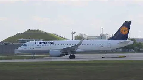 Lufthansa A320-214(WL) Take-Off at Munich Airport