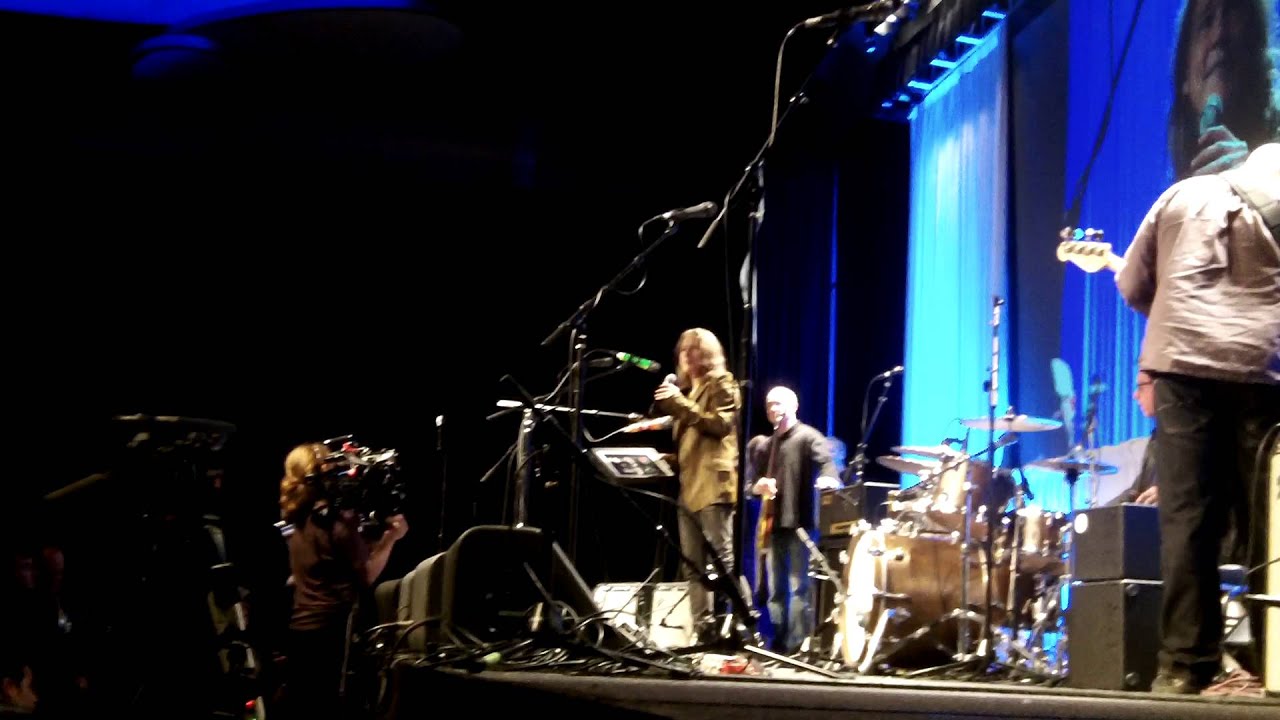 NAMM 2013 P.5 ROBBEN FORD LEGENDS AWARD MURIEL ANDERSON'S ALL-STAR NIGHT OF THE GUITAR