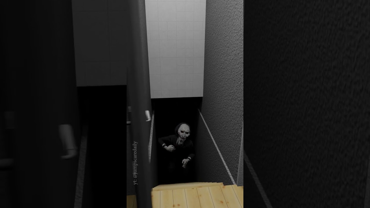 Billy (saw) try to jumpscare me #scary #shorts