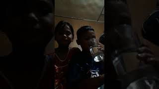 Download lagu Habiskan satu bungkus wafer selamat Habiskan satu bungkus wafer selamat
