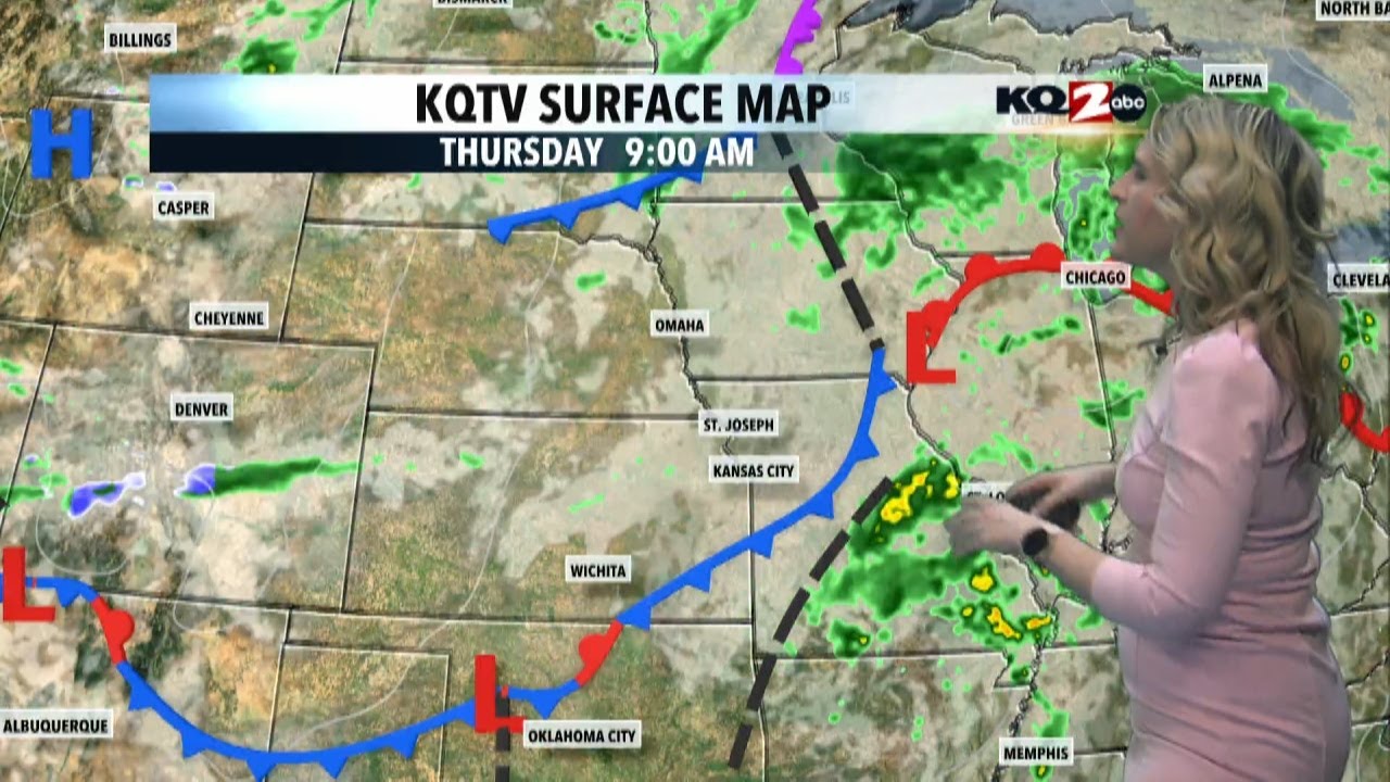 Active weather pattern to wrap up the workweek - YouTube
