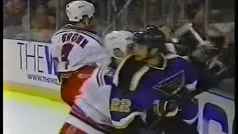 Brad Brown vs Tyson Nash