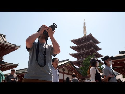 DPReview TV: Fujifilm GFX 100 First Impressions Review