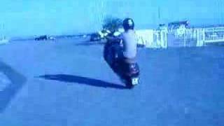 Stunty06 leve Cannes (Vespa)