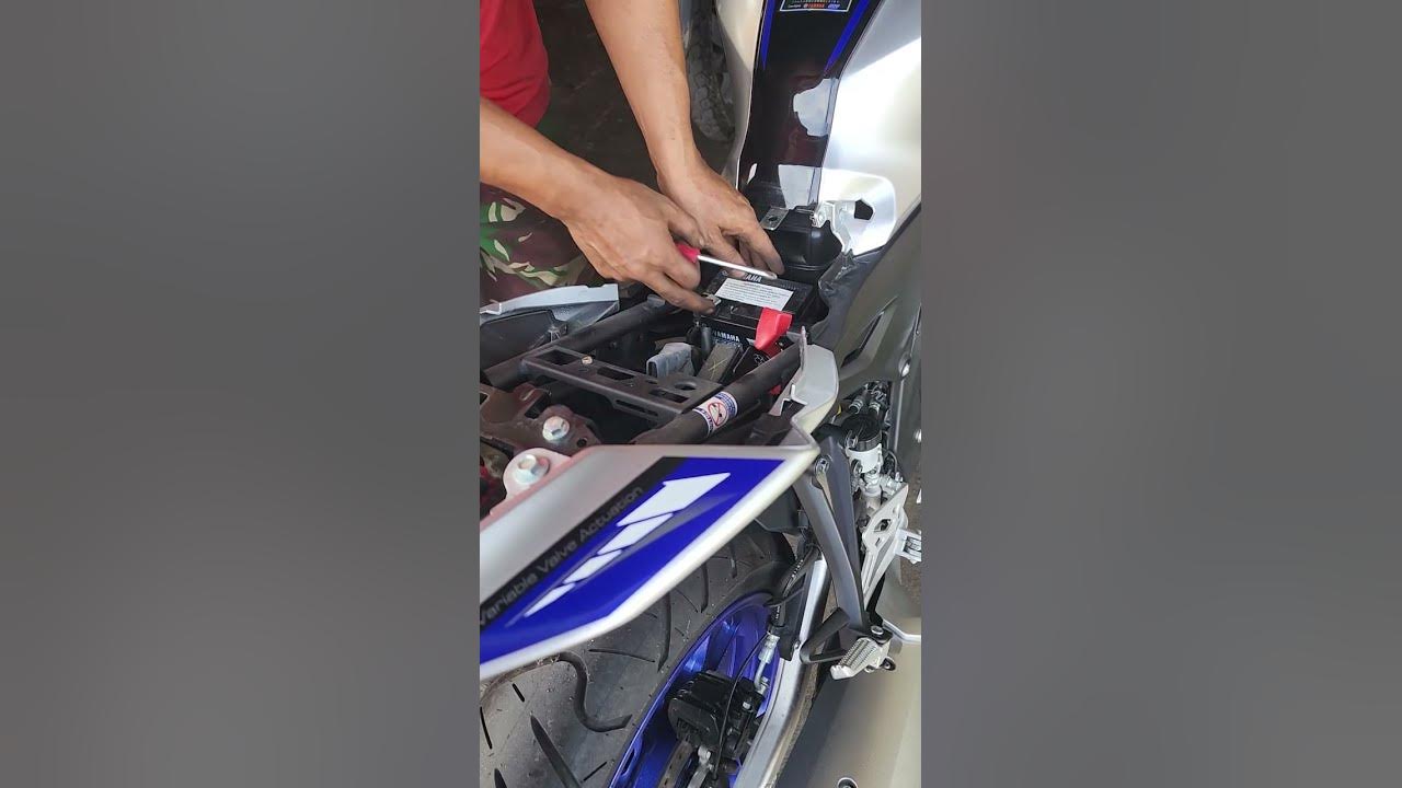 Ganti Aki R15 V4 | Biaya Ganti Aki R15 V4 - YouTube
