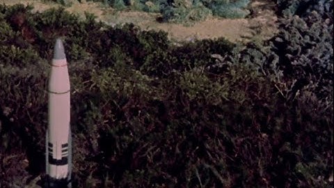 Journey To The Svennish Planet: Miraculous Zero-Gravity Apple Catch Disregarded by Malevolent Alien