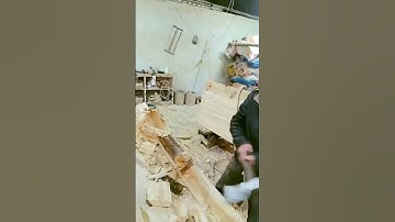 The process of splitting wood - a good tool makes the work more efficient