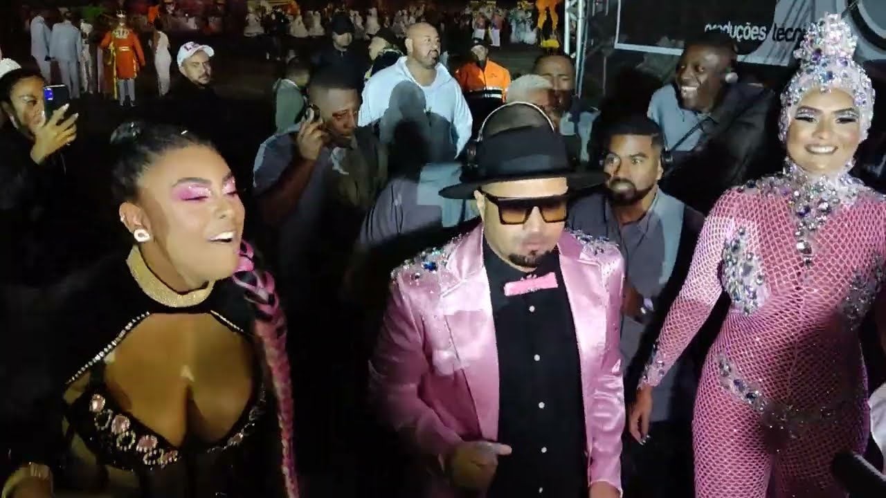 Largada Imperatriz Dona Leopoldina 2022 - Carnaval de Porto Alegre