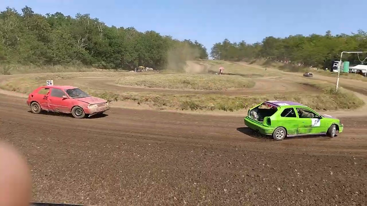 Autocross Plecháče Hostim 22.6.2025 FINALE divize do 1600cm3 #26 Audi A3 - Karkulka