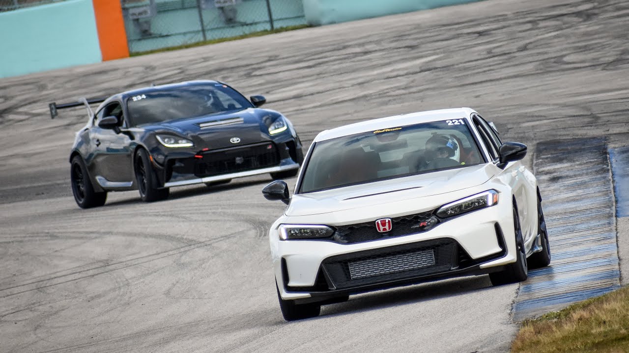 Friendly Track Battle With Phelps Garage GR86 ClubVersion FL5 Civic