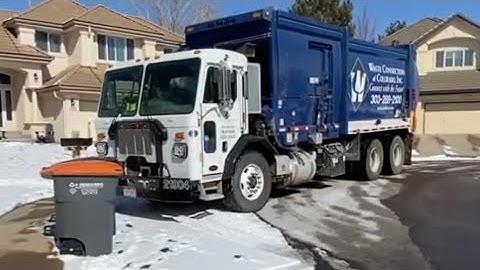 Waste Connections Peterbilt McNeilus ZR Garbage Truck