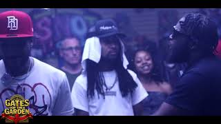 TRAP BANDICOOT vs RELLO | RAP BATTLE | GATES of the GARDEN - YouTube