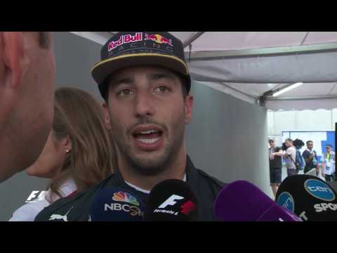 Drivers Report Back After Qualifying | Malaysian Grand Prix 2016