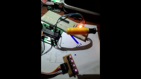 Cảm biến dò đường dùng ADC. Follow line robot