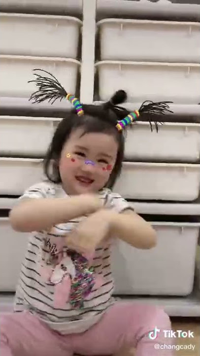 Cam Cam múa khéo cùng với bím tóc thẳng đứng #Short - Changcady Short